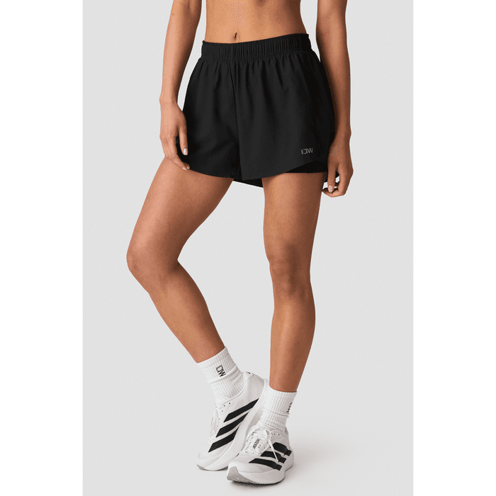 Mirage 2-in-1 Shorts Svart – från ICANIWILL – 599 kr – hos Bodystore