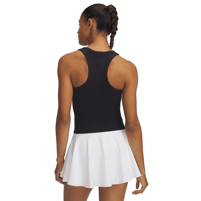 Motion High Neck Linne Svart – från Under Armour – 359 kr – hos Bodystore