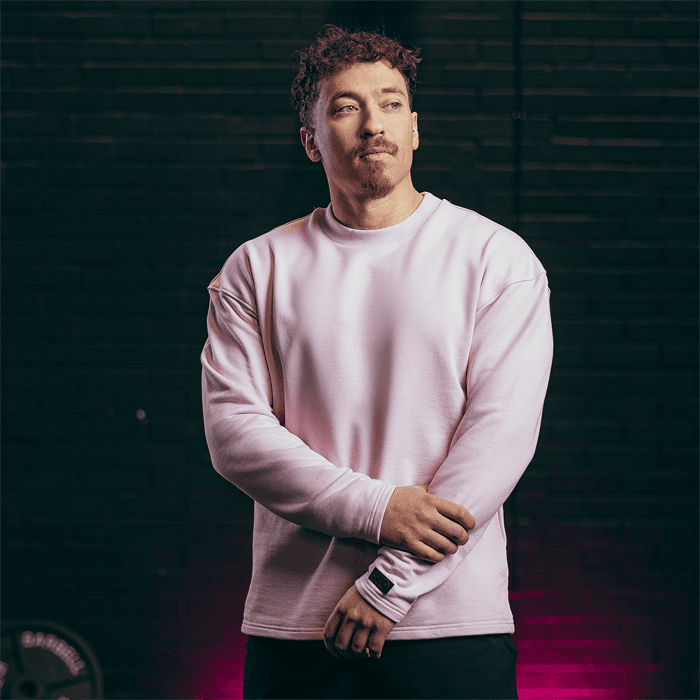 Nova Sweatshirt – från SBD Apparel – 999 kr – hos Bodystore