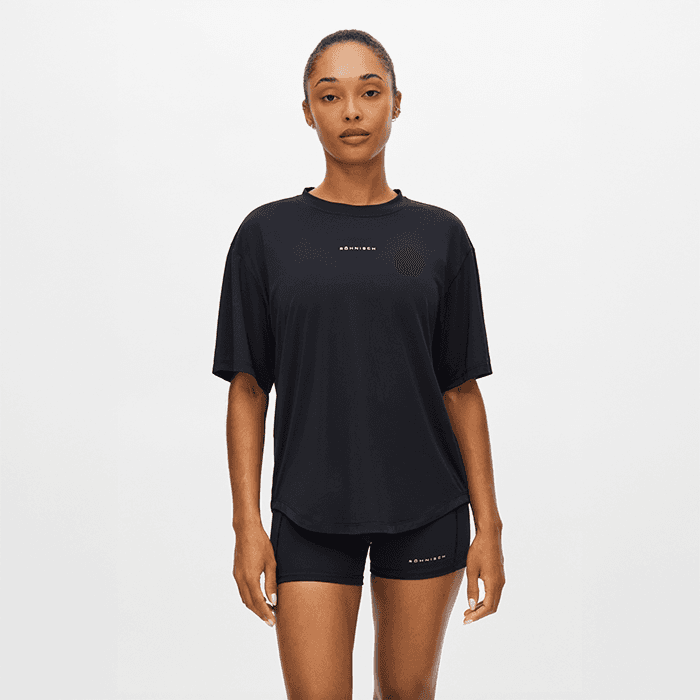 Enduro Träningstshirt Svart – från Röhnisch – 399 kr – hos Bodystore