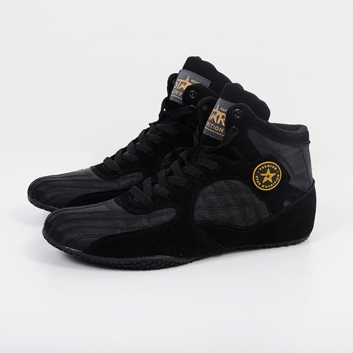 Star High Tops Svart – från Star Wear – 599 kr – hos Bodystore