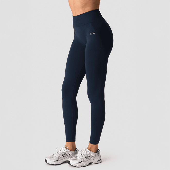 Smooth Seamless Tights Mörkblå – från ICANIWILL – 799 kr – hos Bodystore