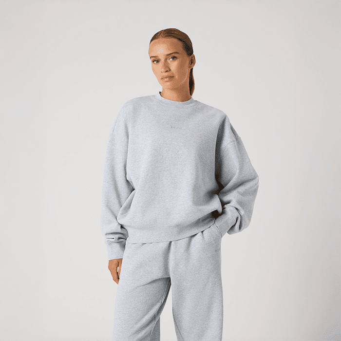 Studio Oversized Sweatshirt Ljusgrå – från Björn Borg – 637 kr – hos Bodystore