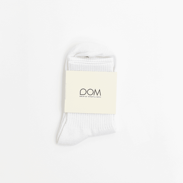 Dom Träningsstrumpor Vit – från Drop of Mindfulness – 97 kr – hos Bodystore