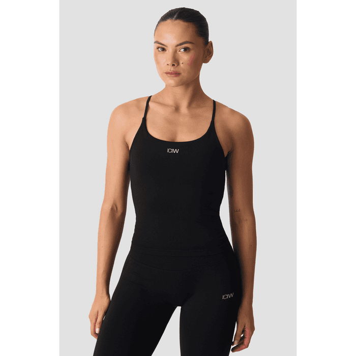 Smooth Seamless 2 i 1 Linne med Tunna Axelband Svart – från ICANIWILL – 449 kr – hos Bodystore